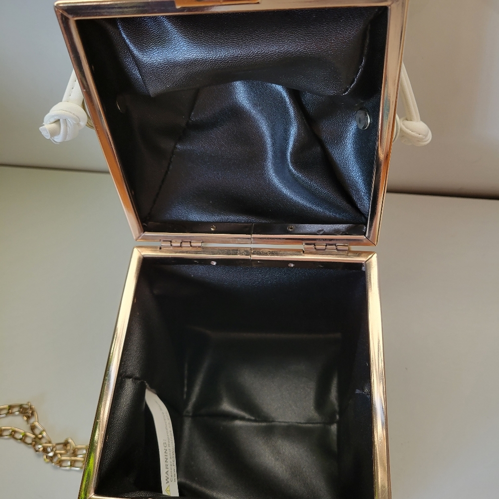Box bag - Picture 3 of 5